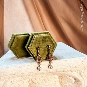 Sarah Coventry Elegant Faux‎ Pearl Drop Sarah Coventry Vintage Earrings